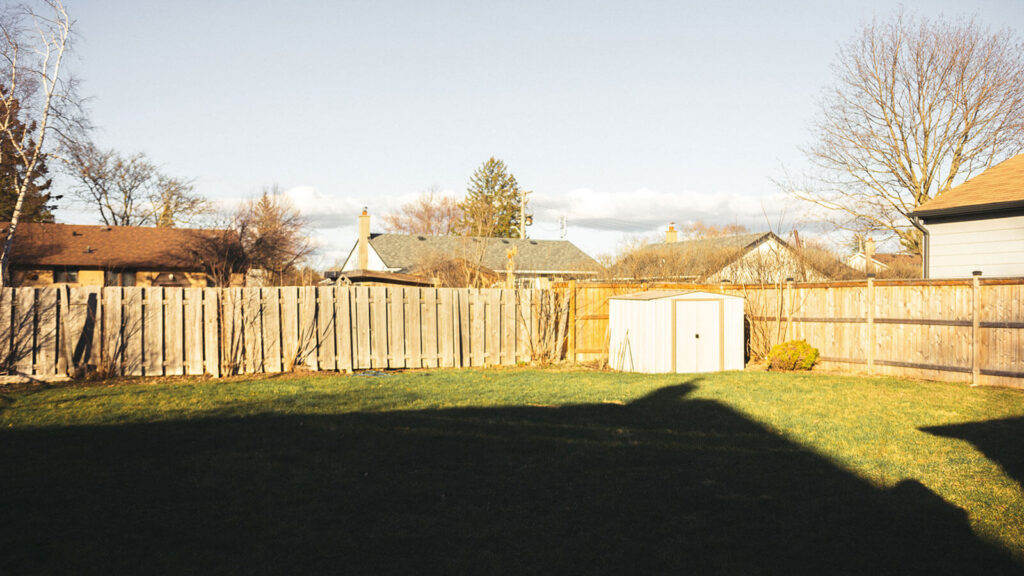When a Fence Starts Pushing Against Your Neighbor’s Property